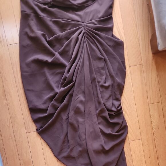 PrettyLittleThing Plus Chocolate Underwire Detail Draped Midi Dress - Women's 16 - Picture 4 of 4